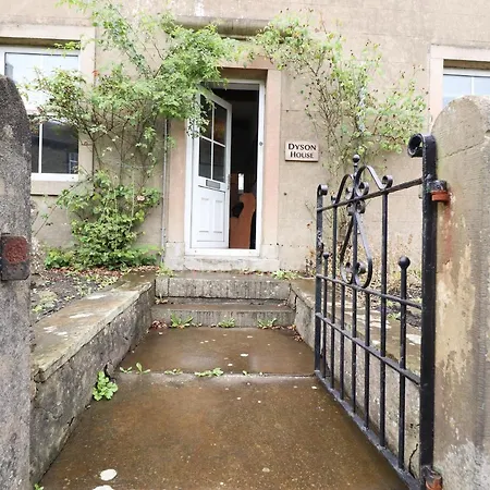 Dyson House *