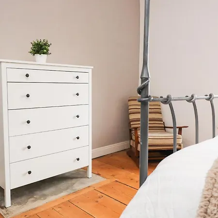 Dyson House Tatil Evi *