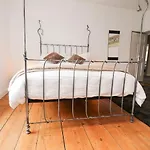 Dyson House *