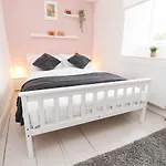 Dyson House